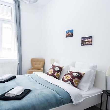 Central Brand New And Modern Apartment Budapest Exterior foto
