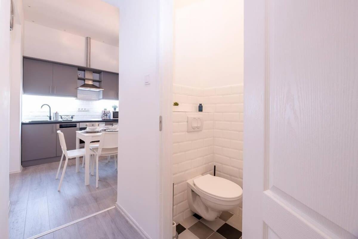 Central Brand New And Modern Apartment Budapest Exterior foto