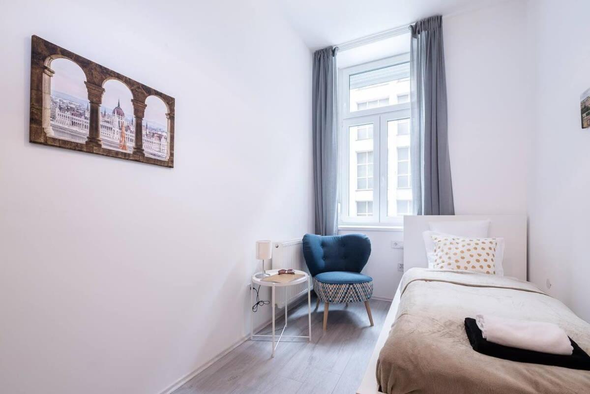 Central Brand New And Modern Apartment Budapest Exterior foto